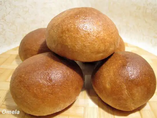Булочки с цельнозерновой мукой и творогом на закваске