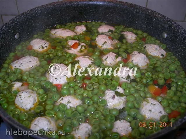 Суп с куриными фрикадельками и овощами