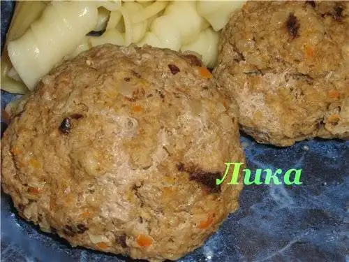 Котлеты с черносливом и морковью (на пару)