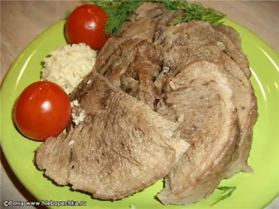 Язык говяжий отварной