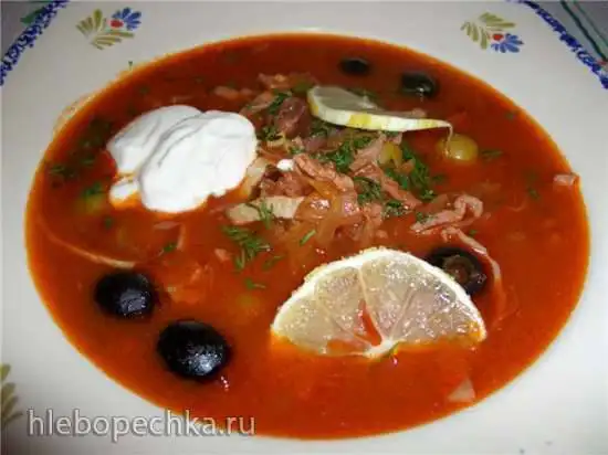 Солянка сборная мясная