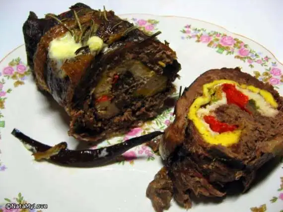Рулет из гусиной грудки