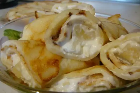 Блины сырные с ананасом