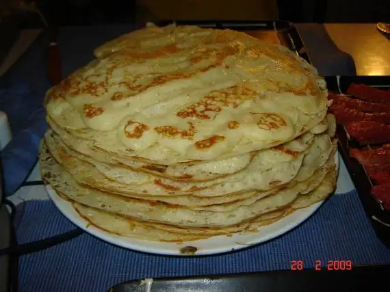 Блины опарные со взбитыми белками