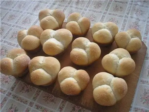 Булочки «Трилистники» (постные)