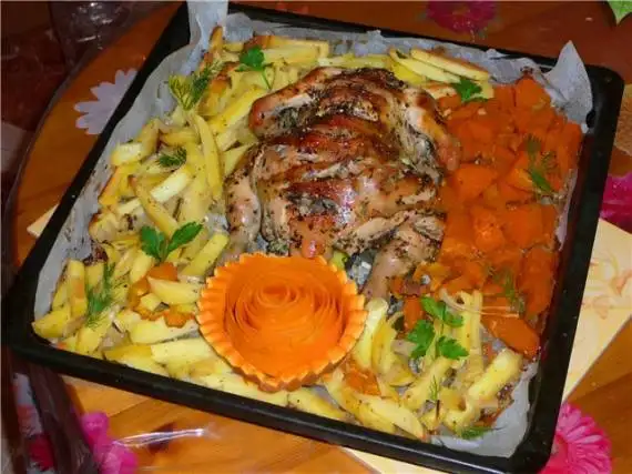 Курица запеченная с орегано и овощами