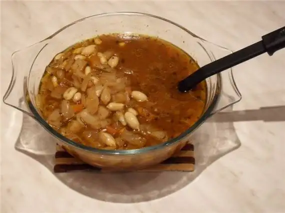 Капустный суп с арахисом