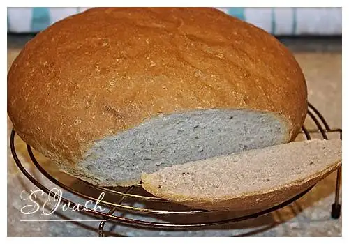 Пшеничный цельнозерновой хлеб с кунжутом