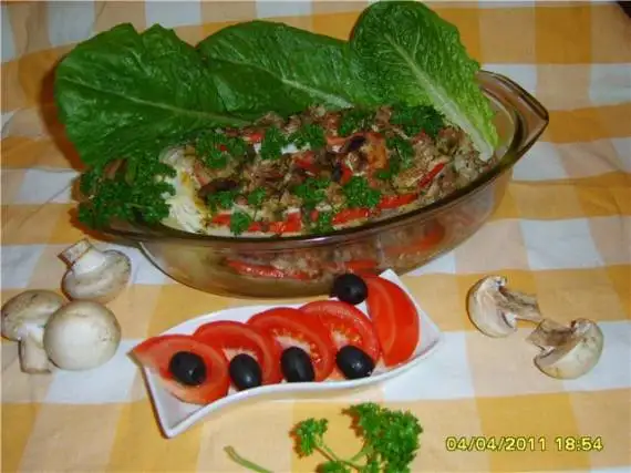 Фаршированная пекинская капуста
