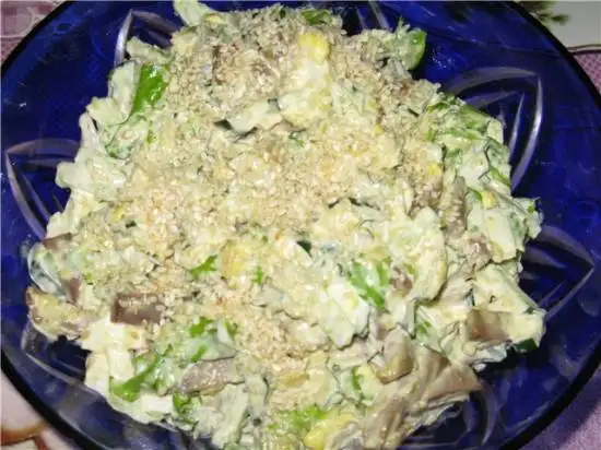 Салат с языком и кунжутом