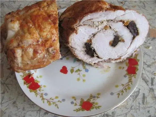 Рулет из свинины с черносливом  (мультиварка Aurora)