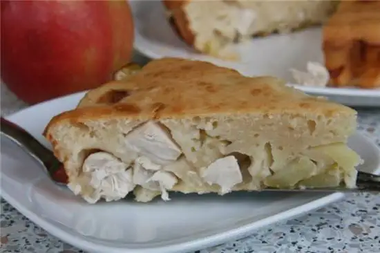 Шарлотка с курицей