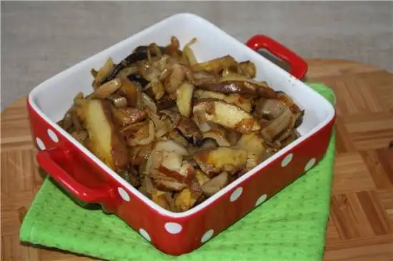 Грибы лесные жареные