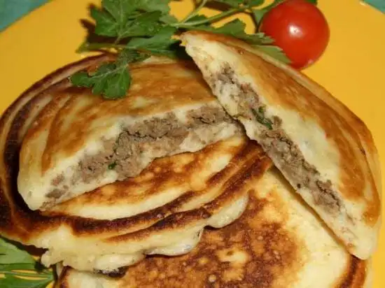 Оладьи с мясным припеком