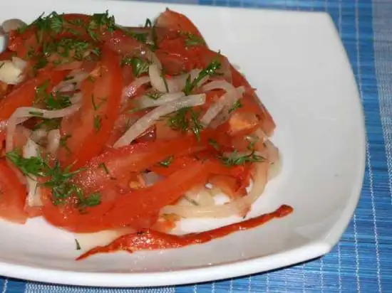 Салат из помидоров и лука (Аччик – чучук)