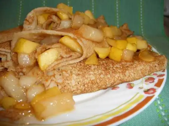 Блины цельнозерновые, ржаные с яблочно-грушевой сальсой