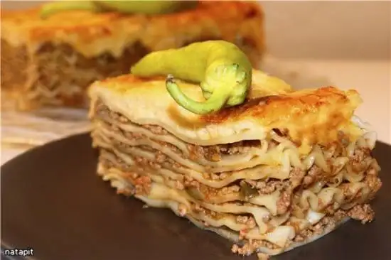 Лазанья с мясным соусом