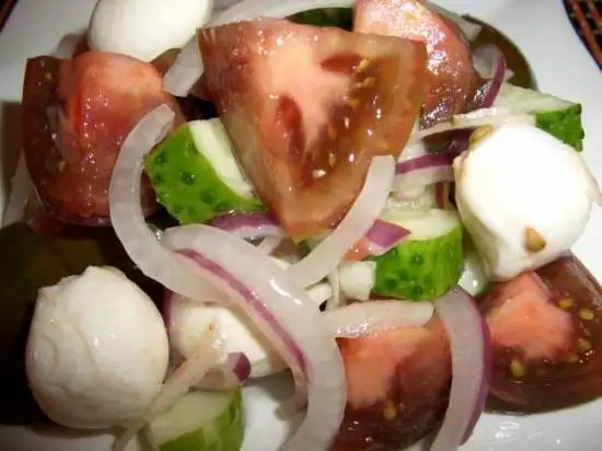 Салат из томатов Кумато