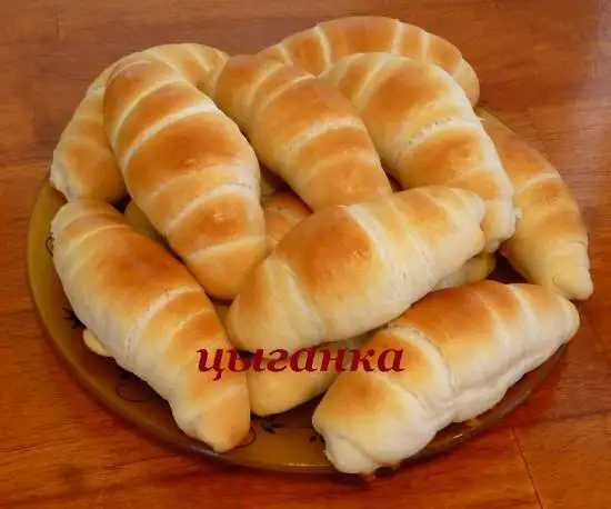Масляные роллы (сливочные рогалики)