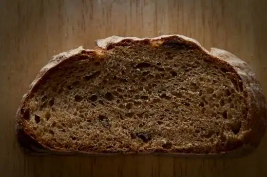 Хлеб с кардамоном и черносливом (духовка)
