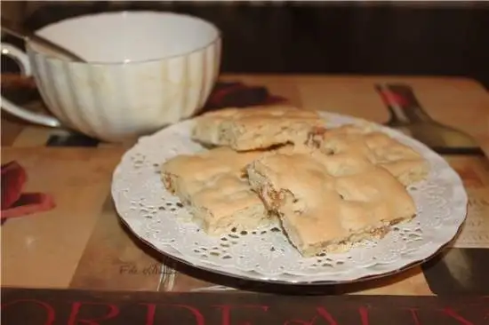 Безглютеновое печенье с изюмом и орехами