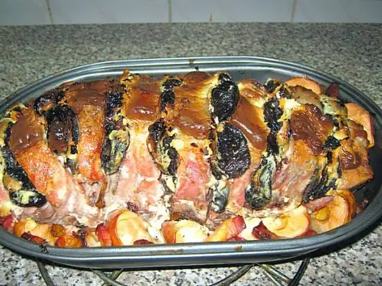 Праздничное мясо с черносливом
