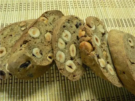 Кофейные бискотти с фундуком