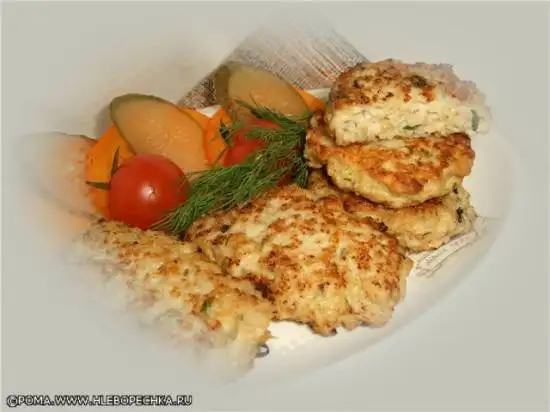 Мясные оладушки с творогом к завтраку