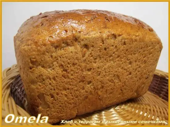 Хлеб с творогом и тыквенными семечками (духовка)