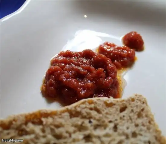 Кетчуп с сельдереем и яблоком