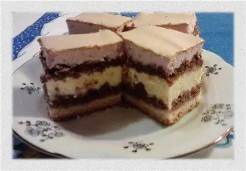 Пляцок «Магнолия»