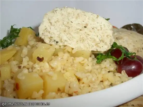 Котлеты паровые с гарниром из картофеля с булгуром (скороварка Brand 6050)
