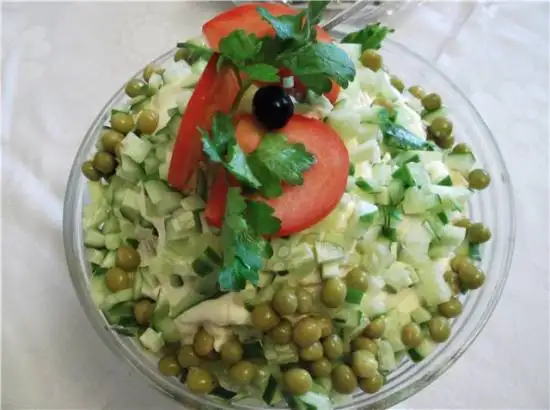 Салат «Столичный» с курицей