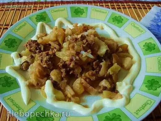 Солянка овощная с фаршем в мультиварке