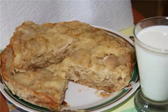 Болгарский яблочный пирог