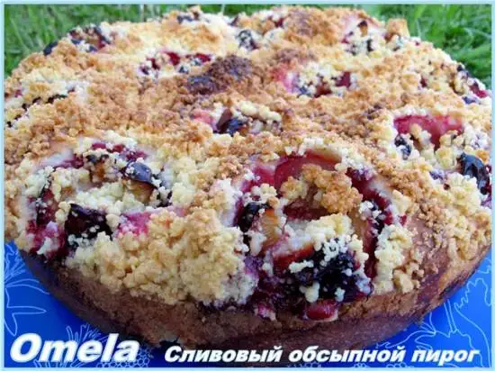 Сливовый обсыпной пирог