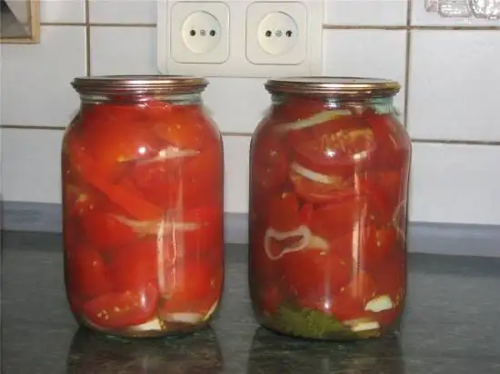 Помидоры маринованные резаные
