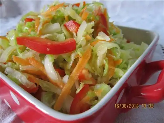 Салат из белокачанной капусты