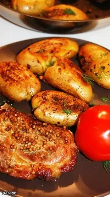 «Запечeнный» картофель (Pommes de terre fondantes)