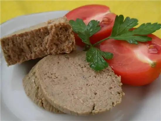 Колбаса ливерная (печеночная: от англ. liver- «печень»)