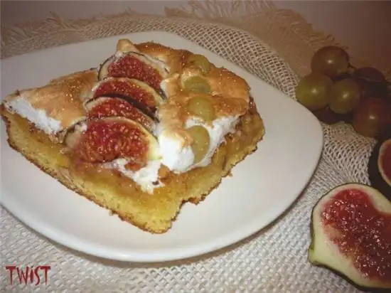 Быстрый сочный пирог к чаю