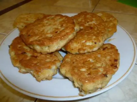Рыбные котлеты из консервированного лосося