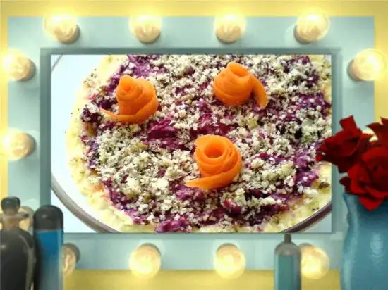 Салат с сыром, морковью, свеклой