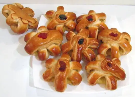 Булочки десертные с кольцами консервированного ананаса (духовка)