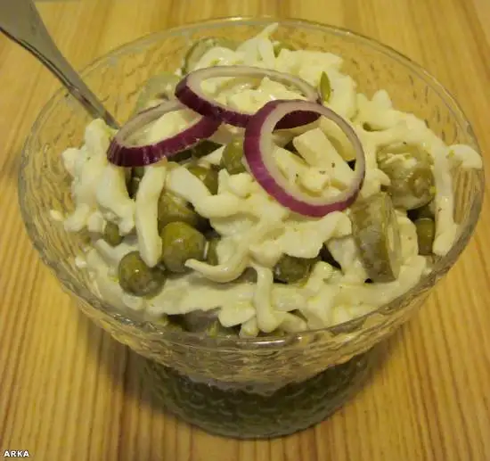 Салат из кальмаров