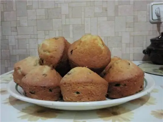 Кексы имбирно-творожные с изюмом