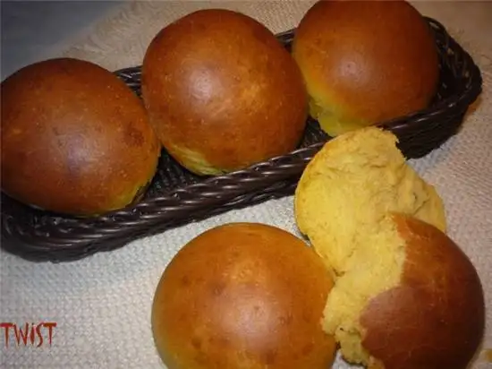 Тыквенные булочки с чесночком и базиликом