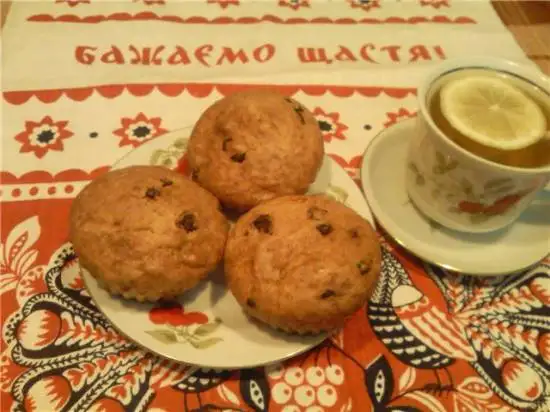 Маффины творожные с изюмом и шоколадными дропсами