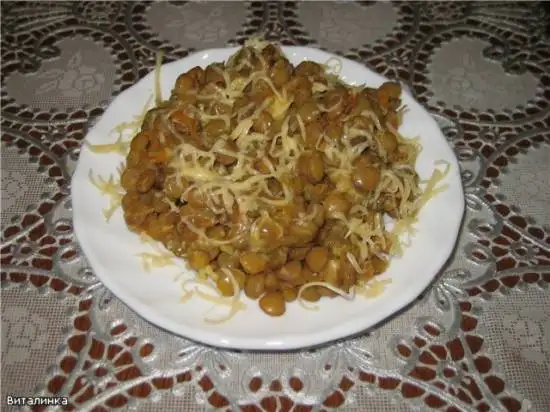 Чечевица с овощами и сыром