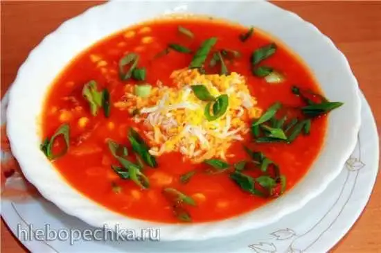 Томатный суп с кукурузой и копченостями